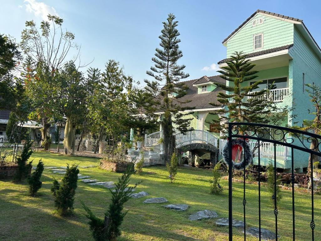 Charisma Resort Suan Phueng Exteriér fotografie
