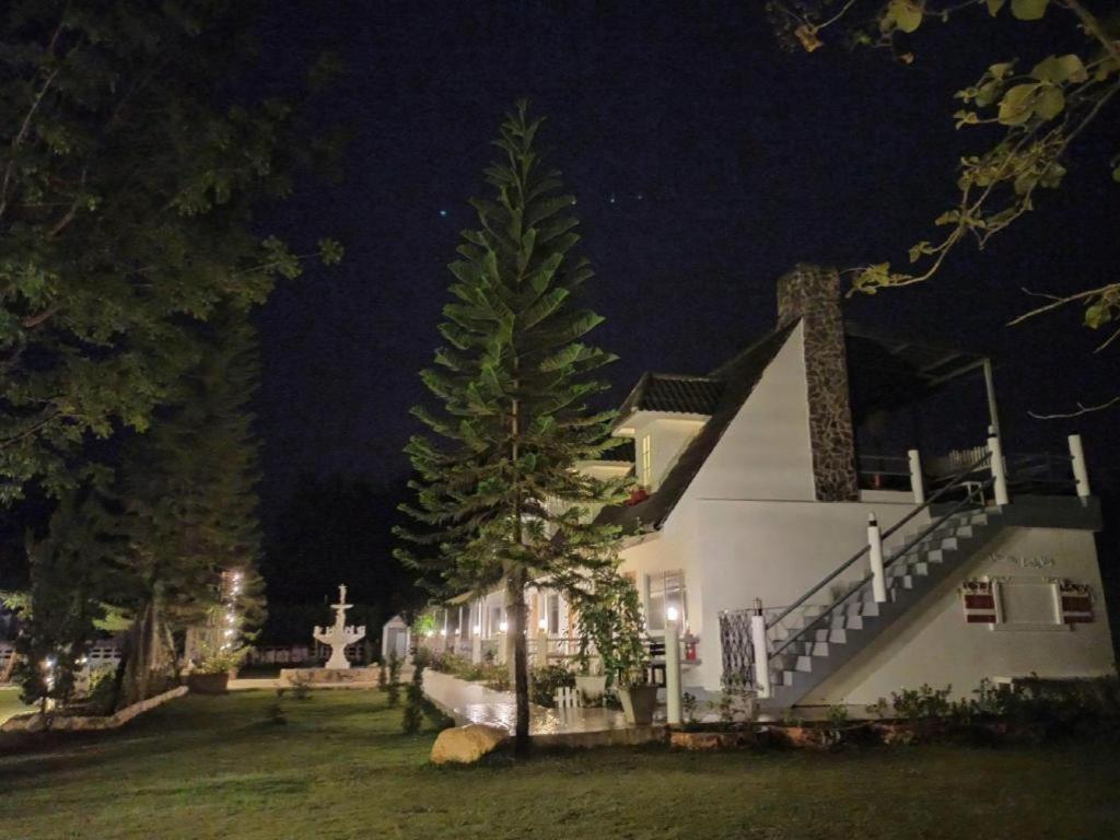 Charisma Resort Suan Phueng Exteriér fotografie
